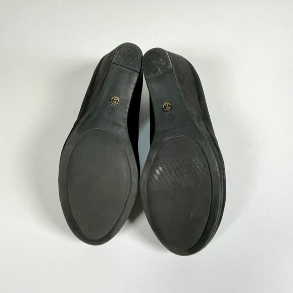 A.n.a Kenny Women’s Vegan Black Faux Suede Wedge Heel Size 6 - Picture 8 of 9